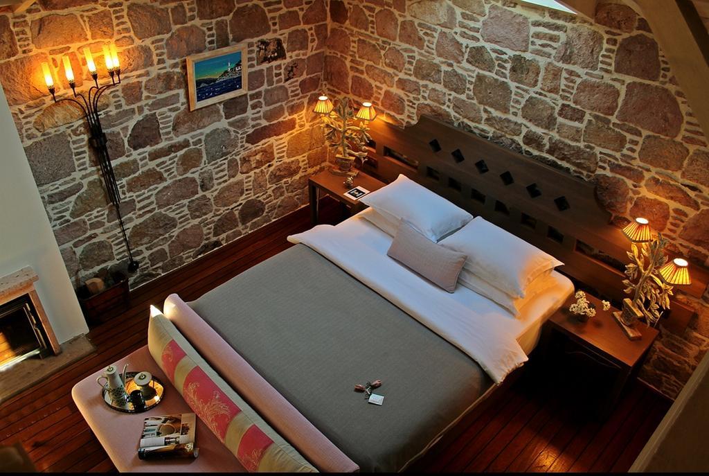 Cunda Lena Otel Аявали Стая снимка